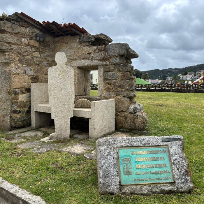 Monumento a la Medicina Rural